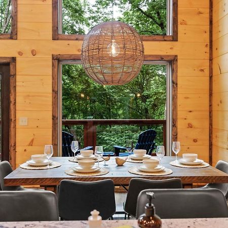 New Cozy Mountain Cabin Hot Tub Near Downtown Gatlinburg Buitenkant foto