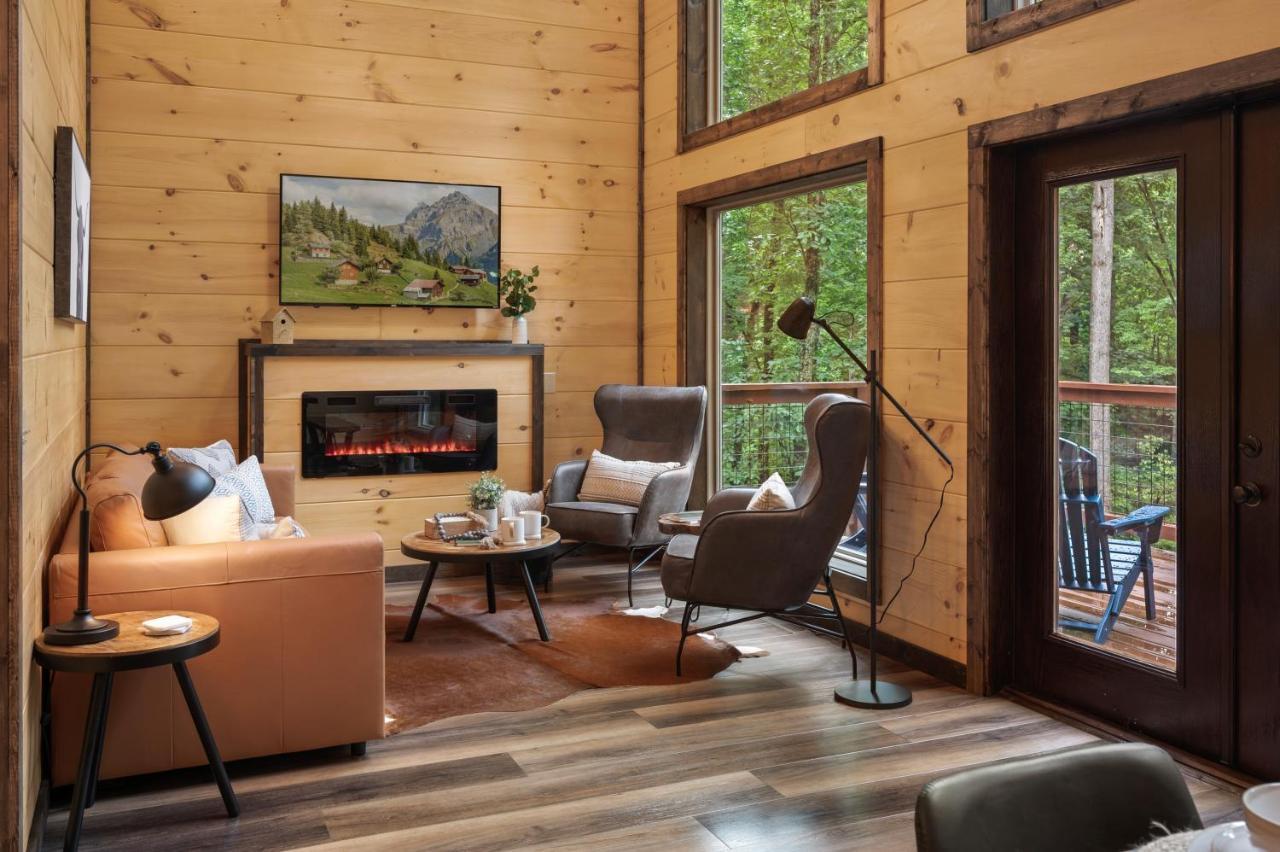 New Cozy Mountain Cabin Hot Tub Near Downtown Gatlinburg Buitenkant foto
