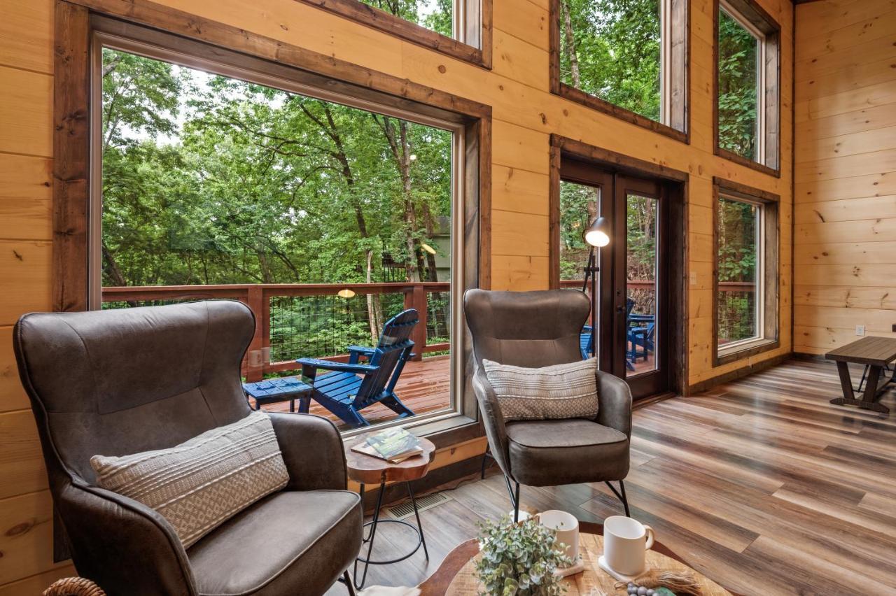 New Cozy Mountain Cabin Hot Tub Near Downtown Gatlinburg Buitenkant foto