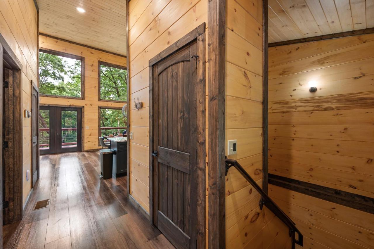 New Cozy Mountain Cabin Hot Tub Near Downtown Gatlinburg Buitenkant foto