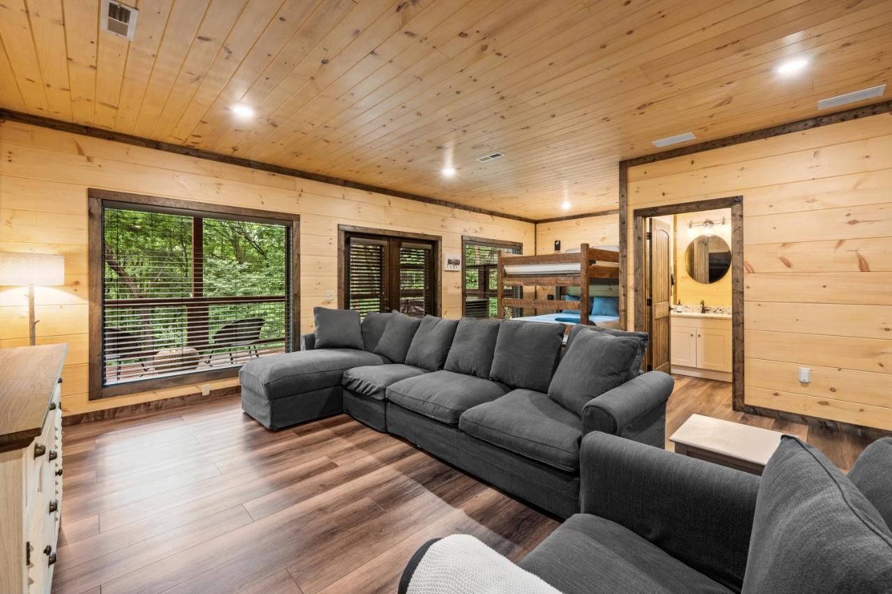 New Cozy Mountain Cabin Hot Tub Near Downtown Gatlinburg Buitenkant foto